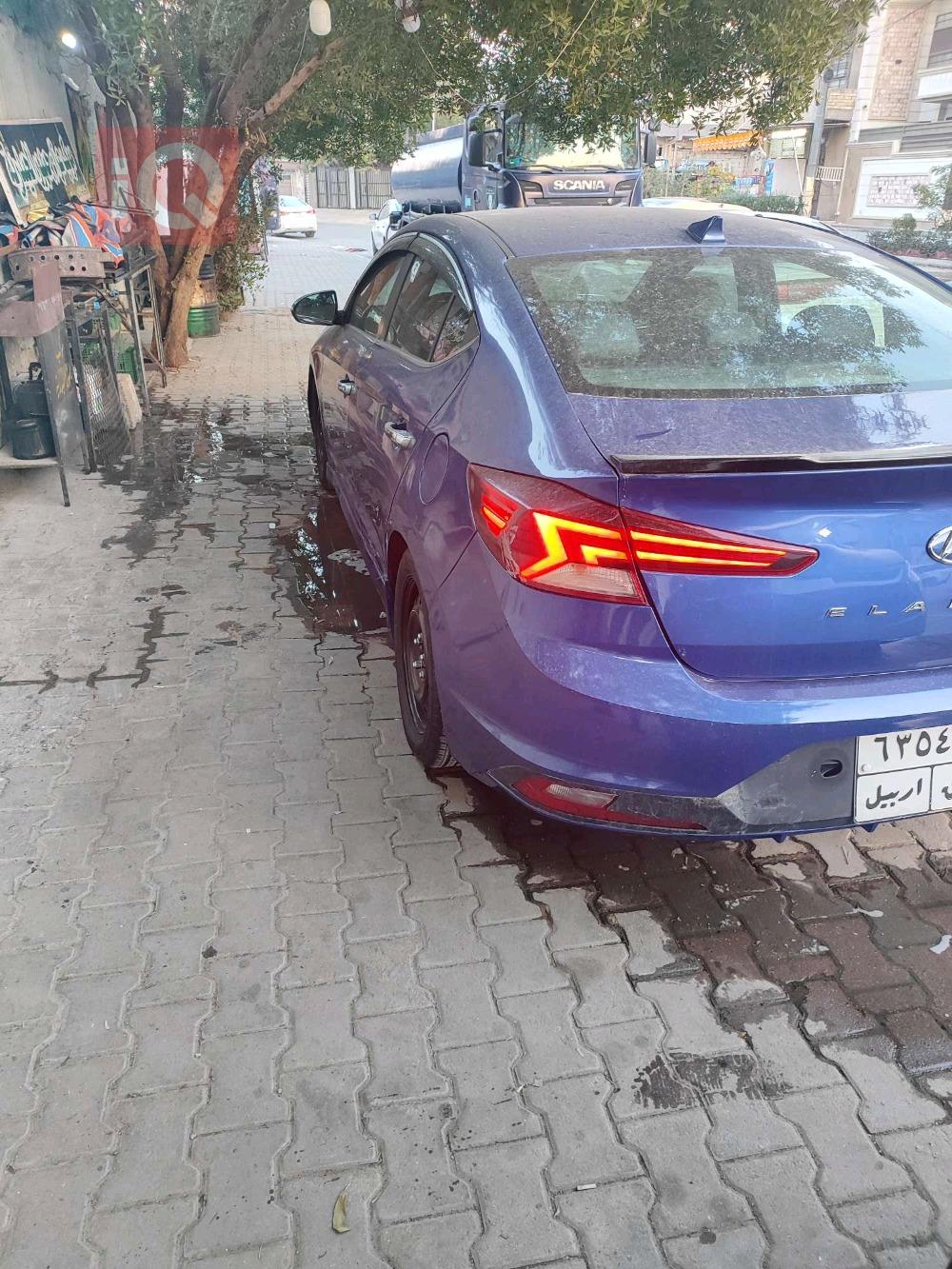 هیوندای ئەلەنترا